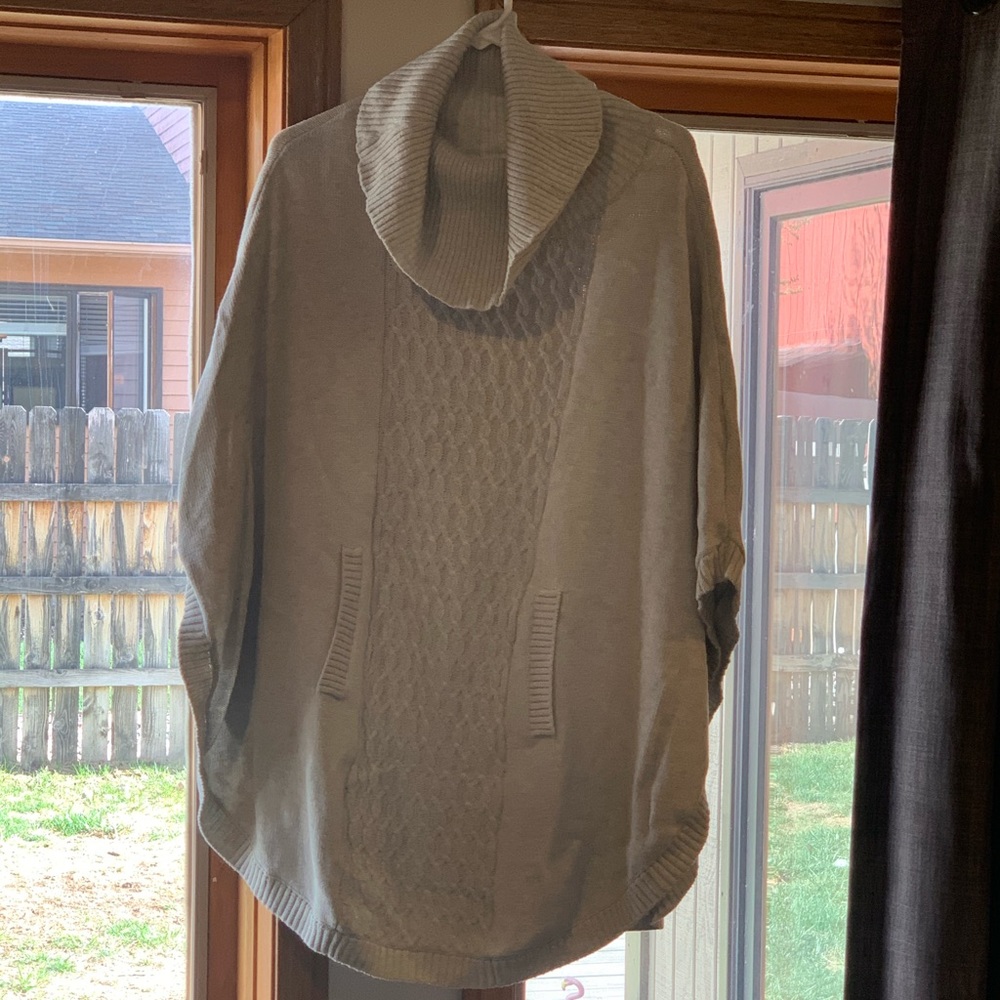 CAbi poncho!